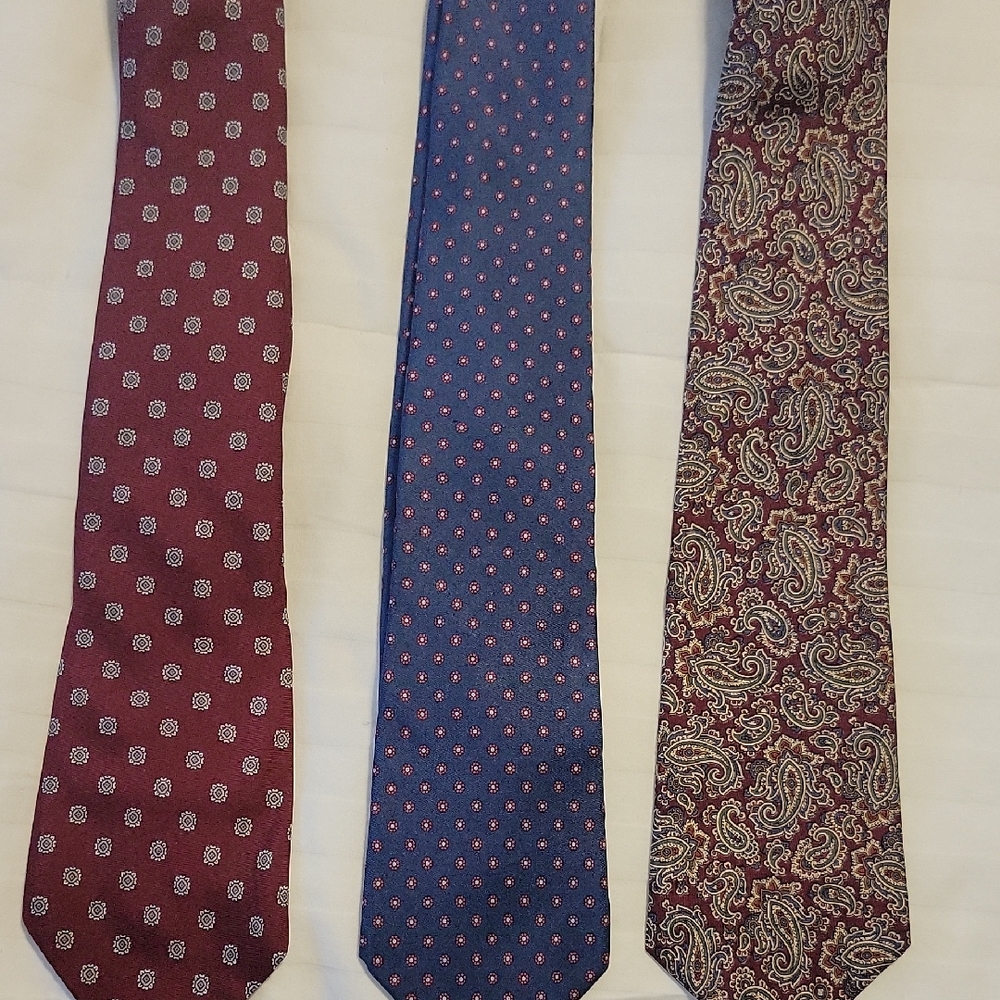 Elegant Paisley and Dot Tie Set